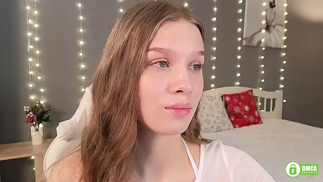 Snapshot of CutieBeauty chatting on December 31, 12:04 pm CutieBeauty online show from December 31, 12:04 pm