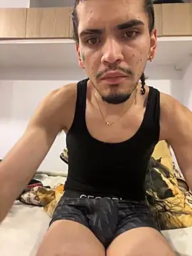 Snapshot of aangie__uwu chatting on March 4, 1:55 am aangie  uwu online show from March 4, 1:55 am