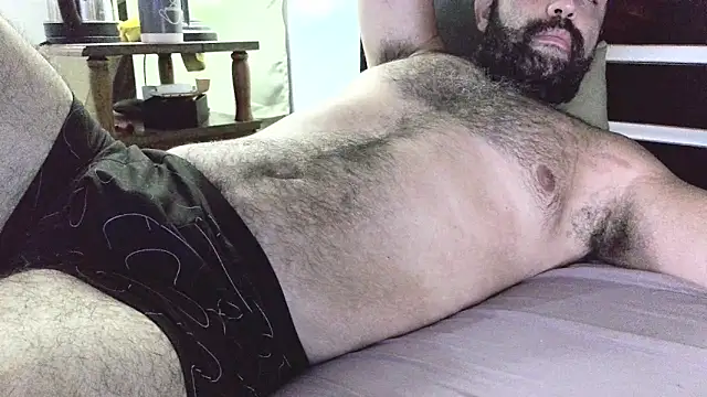 Snapshot of machoathome chatting on February 2, 10:39 pm machoathome online show from February 2, 10:39 pm