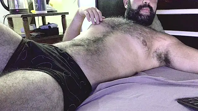 Snapshot of machoathome chatting on February 8, 4:36 am machoathome online show from February 8, 4:36 am