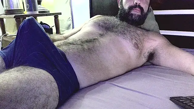 Snapshot of machoathome chatting on February 14, 5:30 am machoathome online show from February 14, 5:30 am