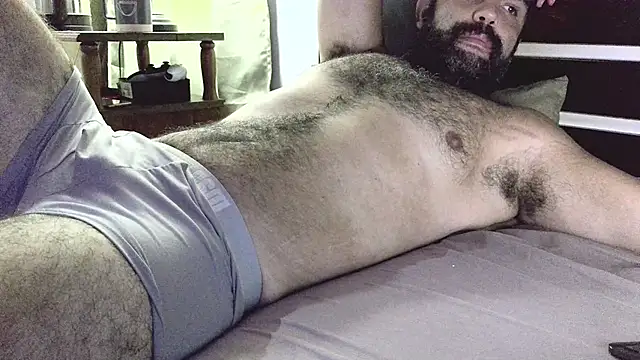 Snapshot of machoathome chatting on February 16, 2:53 am machoathome online show from February 16, 2:53 am