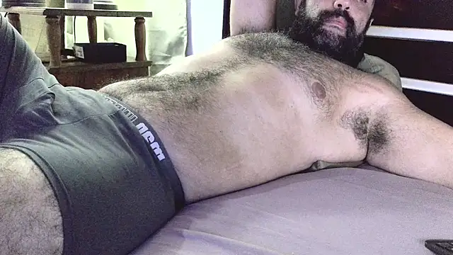 Snapshot of machoathome chatting on February 17, 11:20 pm machoathome online show from February 17, 11:20 pm