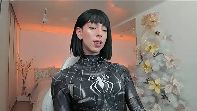 Ms Sammy online show from December 6, 1:07 am