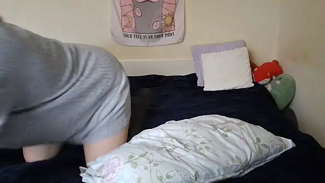 franceska blue online show from February 6, 2:15 pm