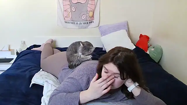 franceska blue online show from February 13, 9:20 am