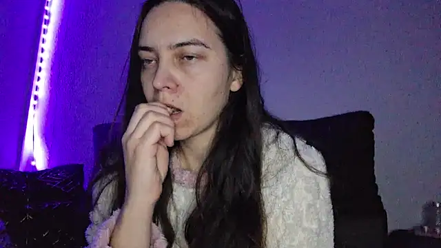 Cyndee Winter online show from December 17, 11:27 pm