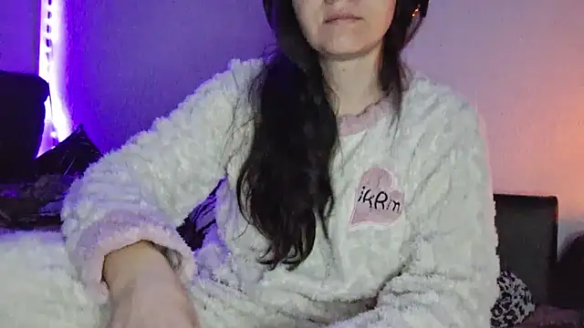 Cyndee Winter online show from December 18, 10:02 pm