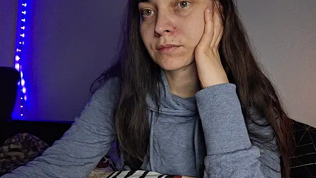 Cyndee Winter online show from December 20, 8:23 pm