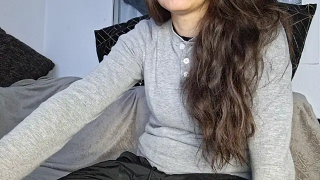 Cyndee Winter online show from January 2, 2:46 pm