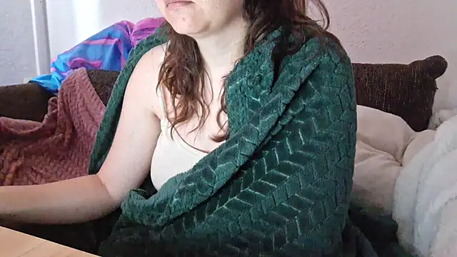 Snapshot of Cyndee_Winter chatting on June 14, 9:55 am Cyndee Winter online show from June 14, 9:55 am