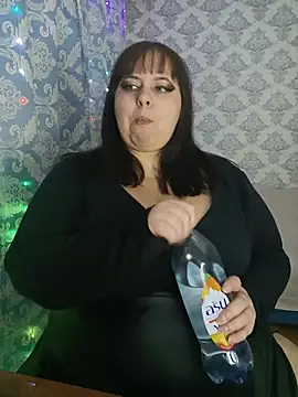 diamond190896 online show from May 20, 10:16 pm