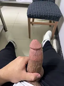 furkanktyAcalea online show from April 14, 5:30 pm