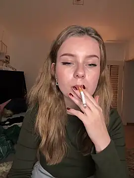 Snapshot of MaribelRiver chatting on December 26, 4:25 pm MaribelRiver online show from December 26, 4:25 pm