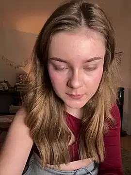 Snapshot of MaribelRiver chatting on December 29, 11:40 am MaribelRiver online show from December 29, 11:40 am