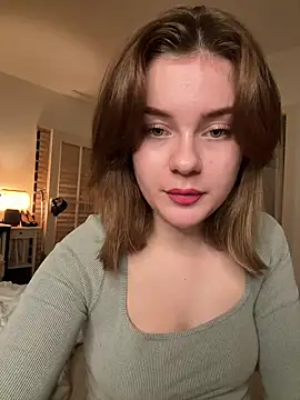 Snapshot of MaribelRiver chatting on January 8, 12:06 am MaribelRiver online show from January 8, 12:06 am