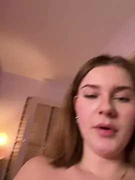 Snapshot of MaribelRiver chatting on February 4, 11:49 pm MaribelRiver online show from February 4, 11:49 pm