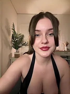 MaribelRiver online show from March 2, 7:21 pm