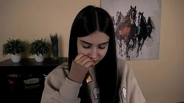 Lili magic online show from November 25, 8:47 am