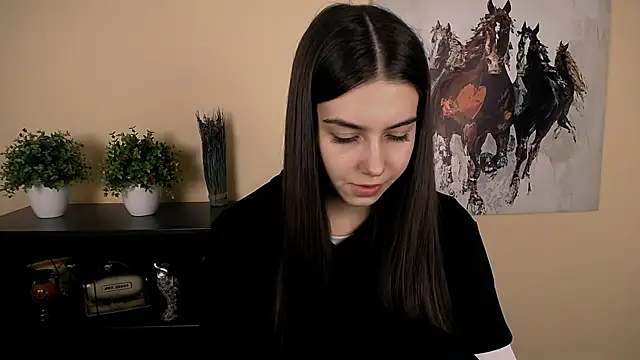 Lili magic online show from March 7, 8:33 am