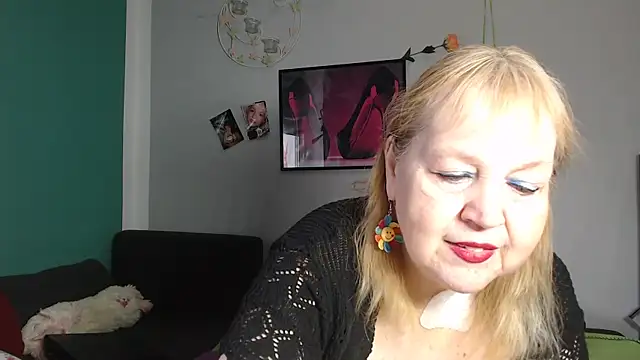 Snapshot of Blasflittchen chatting on March 15, 9:04 am Blasflittchen online show from March 15, 9:04 am