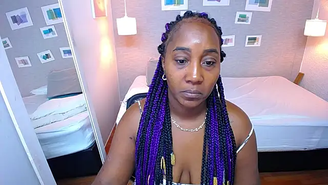 Snapshot of kiara_evanss chatting on January 15, 2:02 pm kiara evanss online show from January 15, 2:02 pm