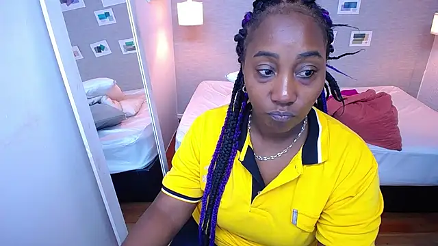 Snapshot of kiara_evanss chatting on February 27, 2:00 pm kiara evanss online show from February 27, 2:00 pm