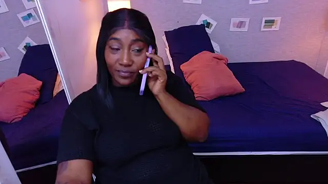 Snapshot of kiara_evanss chatting on May 2, 12:54 pm kiara evanss online show from May 2, 12:54 pm