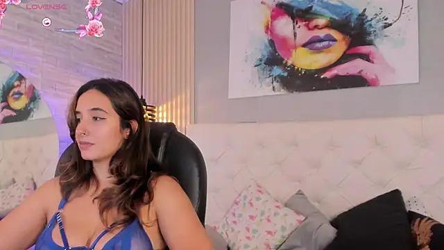 emma  smith1 online show from February 24, 3:53 pm