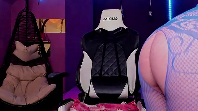 HalaanaTendeer online show from December 13, 6:49 pm