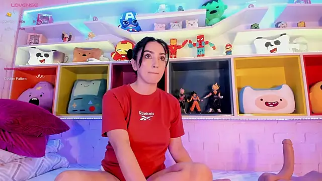 LIAH IZUMI online show from January 31, 12:07 pm