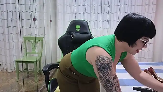   Nina online show from February 27, 1:17 pm