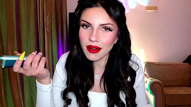 Snapshot of SpoilKaterina chatting on April 28, 8:47 pm SpoilKaterina online show from April 28, 8:47 pm