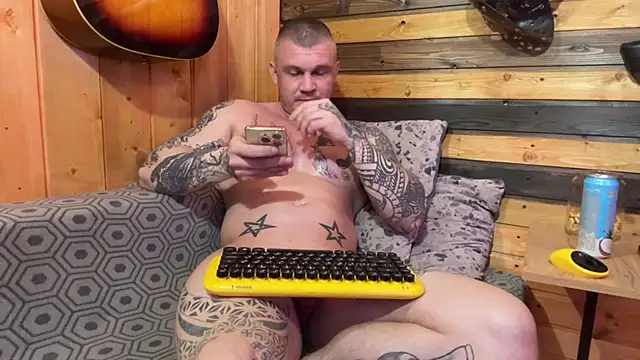 MrrKray online show from March 5, 9:55 pm