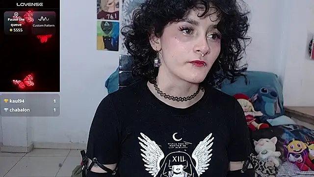 Snapshot of kitty22_ chatting on September 26, 2:43 pm kitty22  online show from September 26, 2:43 pm