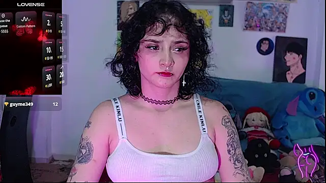 kitty22  online show from November 8, 7:23 pm