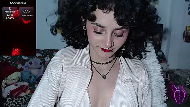 kitty22  online show from December 20, 11:06 am