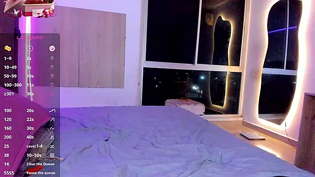 AbrilStivenson  online show from January 26, 4:51 am