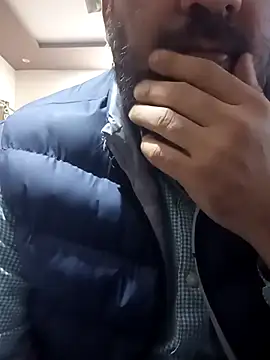 lund lol online show from February 11, 11:21 am