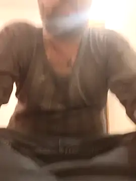 lund lol online show from March 8, 9:39 am