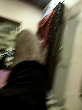 lund lol online show from October 6, 10:45 am