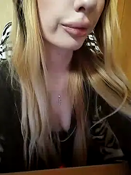 Elza kom online show from March 2, 11:50 am