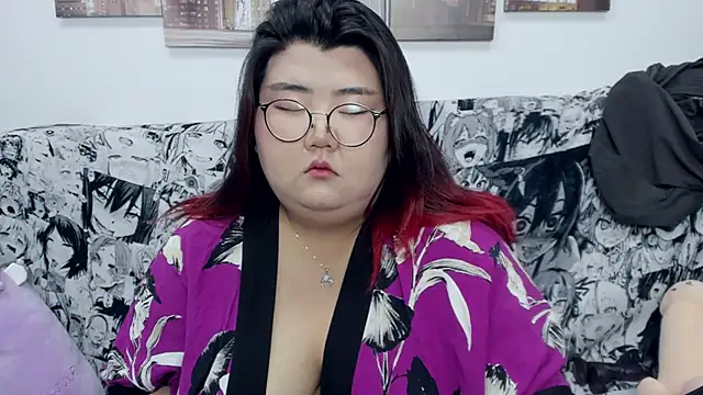 Nadine asian online show from December 19, 6:45 am