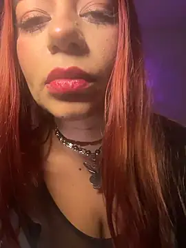 RavenM8 online show from October 26, 1:44 am