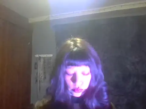 Snapshot of Fo0xybby chatting on May 15, 11:45 pm Fo0xybby online show from May 15, 11:45 pm