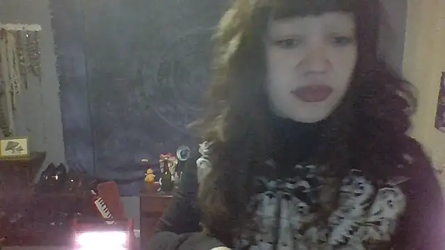 Snapshot of Fo0xybby chatting on May 19, 2:07 am Fo0xybby online show from May 19, 2:07 am