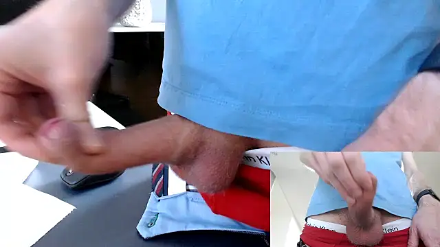 Snapshot of sperma_tributes chatting on January 28, 10:56 am sperma tributes online show from January 28, 10:56 am