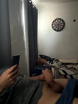 Snapshot of Magicerosxx69 chatting on November 6, 3:57 pm Magicerosxx69 online show from November 6, 3:57 pm