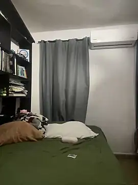 Snapshot of Magicerosxx69 chatting on December 17, 11:55 pm Magicerosxx69 online show from December 17, 11:55 pm