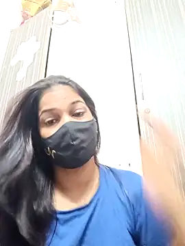 indianliza online show from April 7, 2:56 am